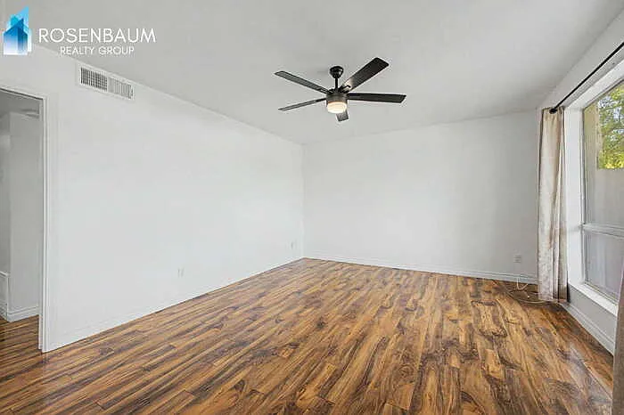 5135 N 10th St #15 — Photo 7