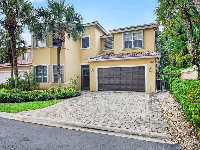 10247 Isle Wynd Ct — Photo 4