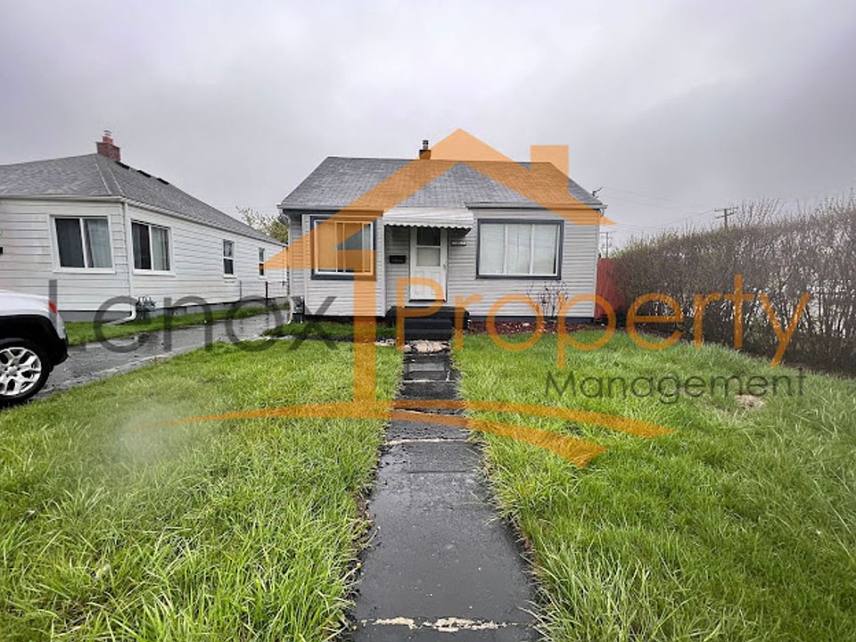 1st image of 18542 Woodside St