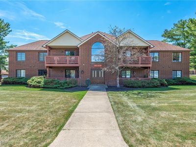 8599 Scenicview Dr APT 202, Broadview Heights, OH, 44147