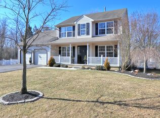 8 Villa Ave, Voorhees, NJ 08043