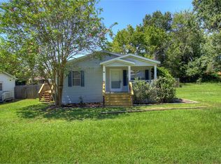 15191 Paradise Cove Dr, Willis, TX 77318