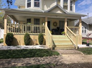 721 S 15th St, Mattoon, IL 61938