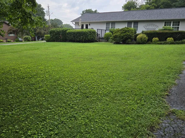 7117 Westford Dr, Knoxville, TN 37919
