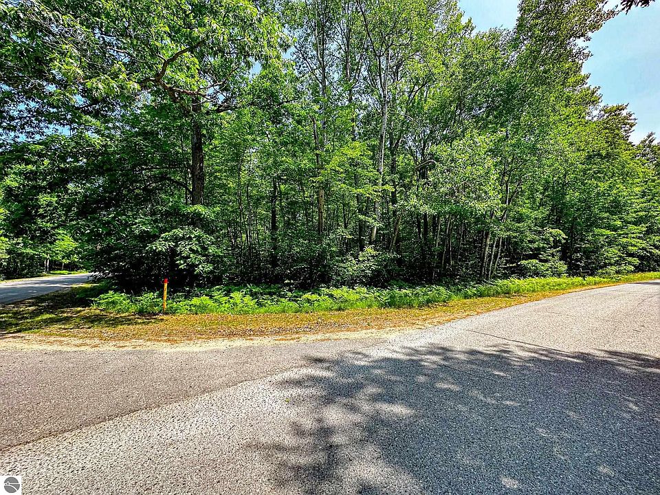 1st image of Xxx Teaberry Ln