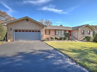 516 Deerfield Cir, Church Hill, TN 37642