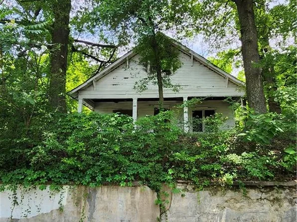 555 Paines Ave NW, Atlanta, GA 30318