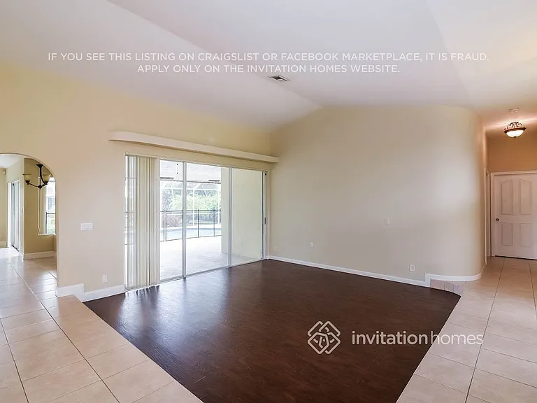 4645 NW 99th Ln — Photo 5