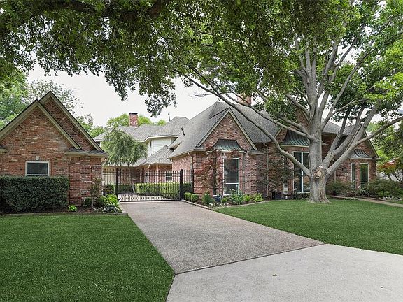 3rd image of 5515 Willow Wood Ln