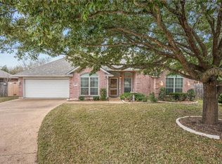 4900 Brompton Ln, Bryan, TX 77802