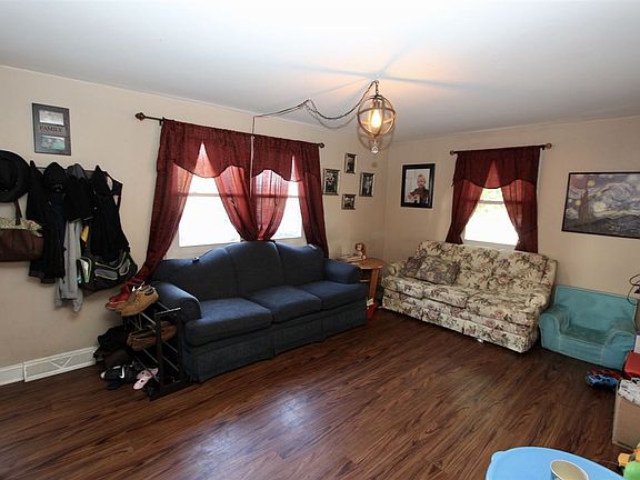 5th image of 92/94 Burke St