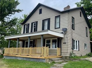 223 E Falls St APT 1, New Castle, PA 16101