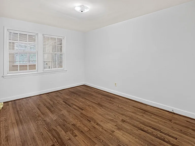 7812 Tilbury St #14 — Photo 15