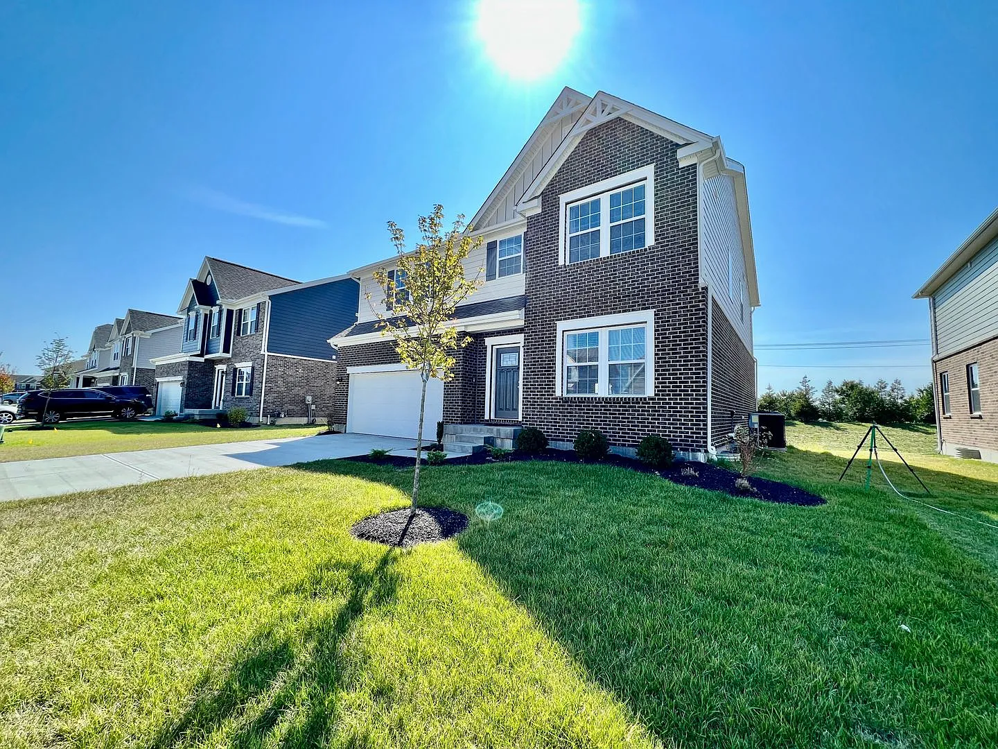 Brand new Executive home in Liberty Twp, Ohio — Photo 1