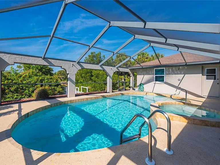 5087 Silver Bell Dr — Photo 32