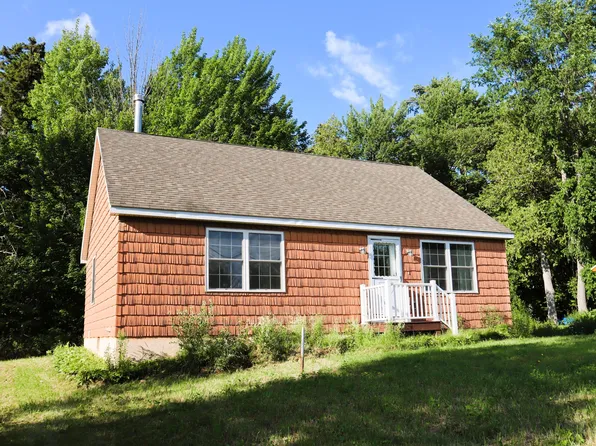 19 Henderson Street, Jackman, ME 04945