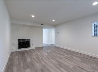 16102 Waikiki Ln APT B, Huntington Beach, CA 92649