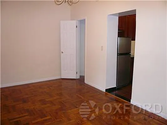 Rented by Oxford Property Group | media 49