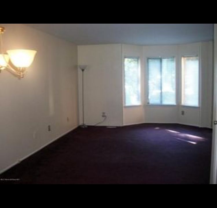 1st image of 144 Delaware Trl