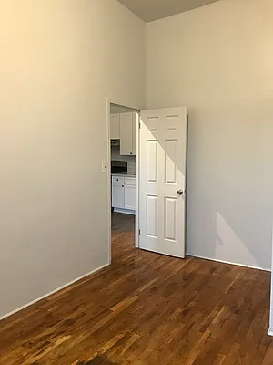 Rented by Brooklyn Group | media 10