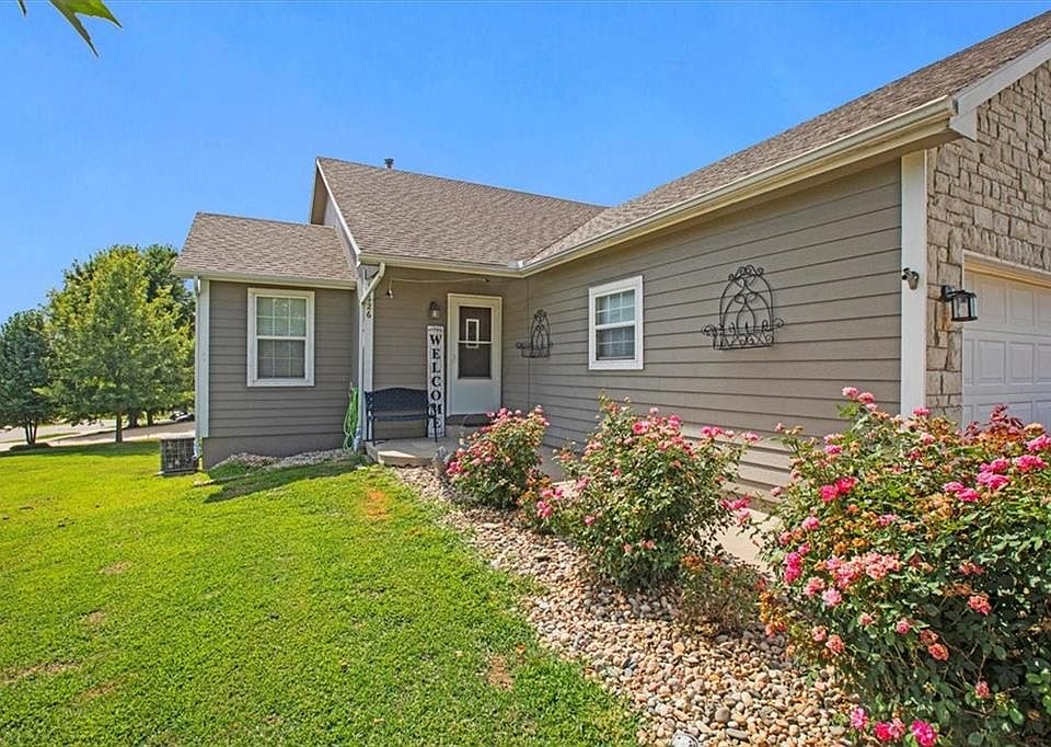 1st image of 126 Joles Dr