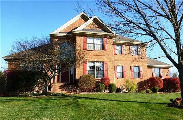 1st image of 10372 Black Birch Dr