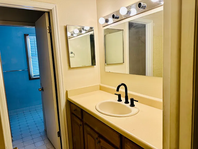 4625 N Enchanted Cir — Photo 38