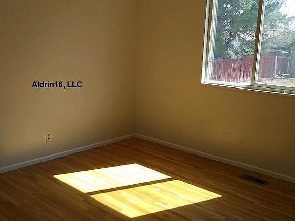 5th image of 4923 W Odell Dr