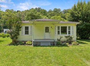 3585 Old Highway 31 E, Westmoreland, TN 37186