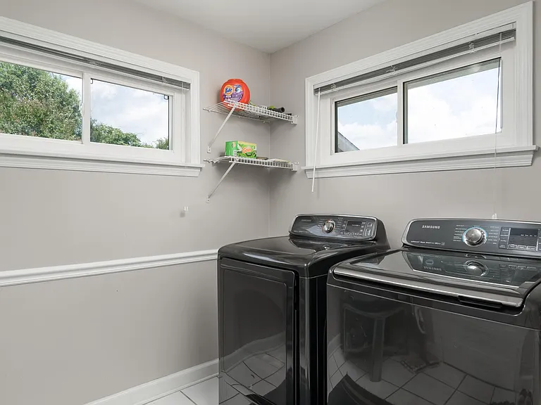702 Ogrady Dr — Photo 13