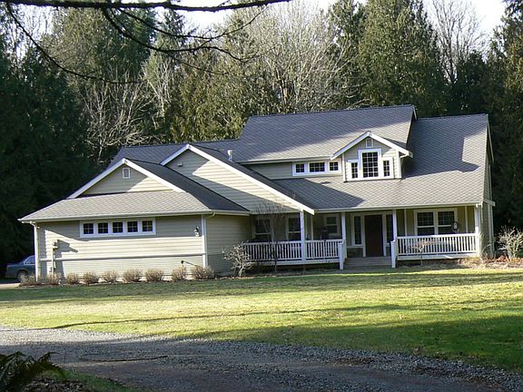 2nd image of 814 93rd Ave SE