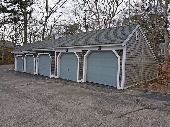 5th image of 203 Admiralty Hts