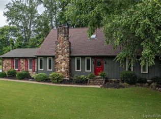 1511 Glenbrook Park Rd, Jeffersonville, IN 47130