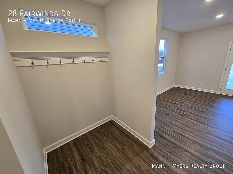 28 Fairwinds Dr — Photo 13