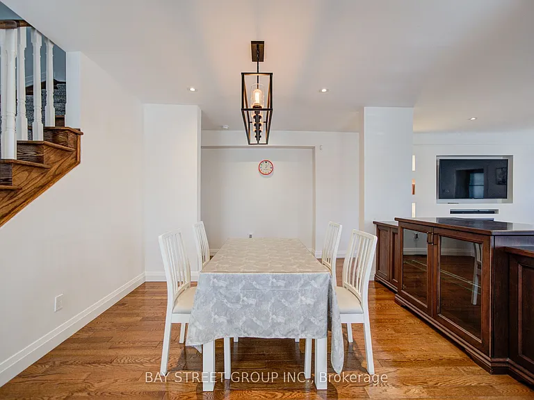 95 Hopedale Ave — Photo 12
