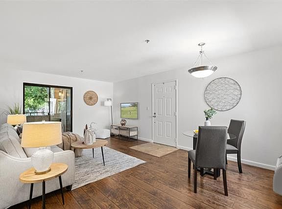 4th image of 880 E Fremont Ave APT 202