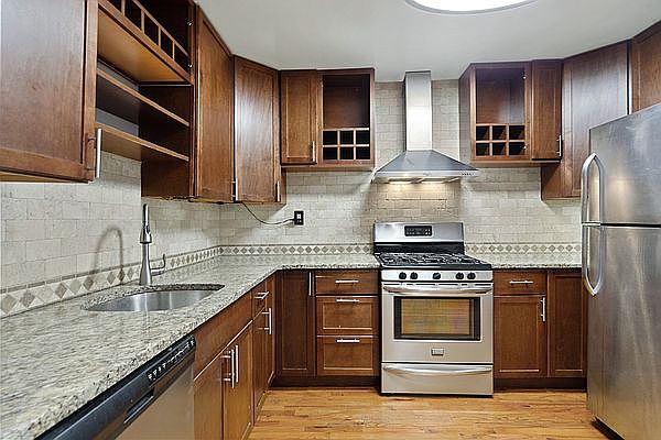 1st image of 114 W 136th St #1