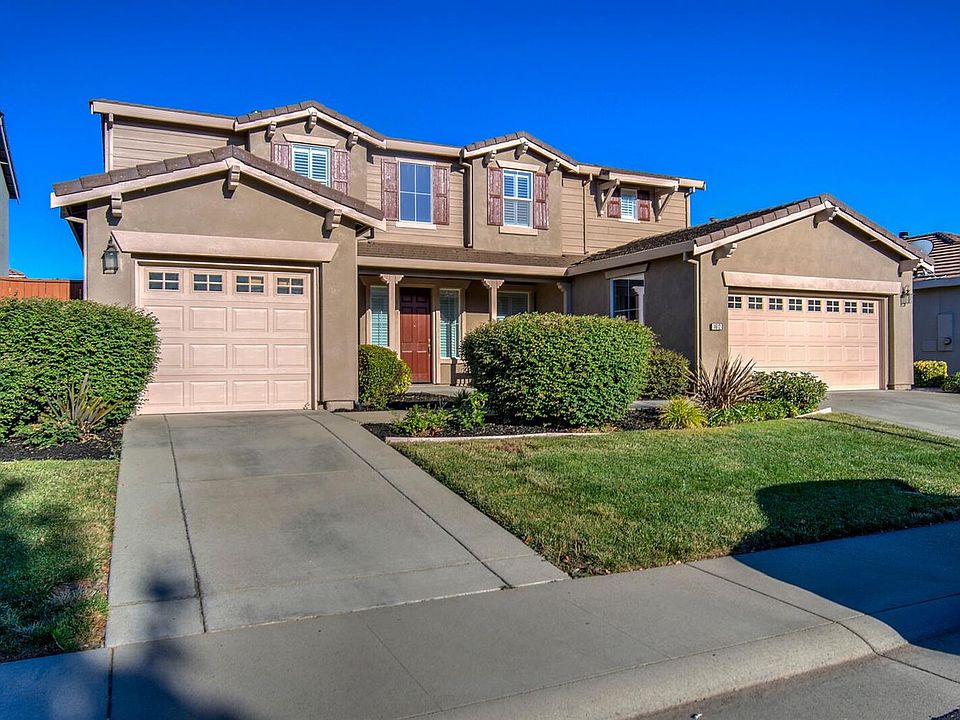 2nd image of 1612 Woodhaven Cir