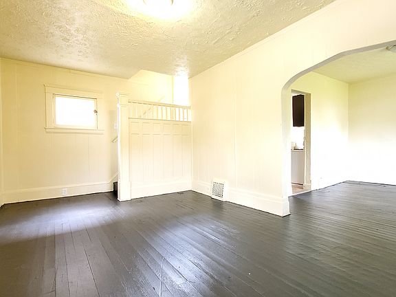 2nd image of 639 Bellevue Ave