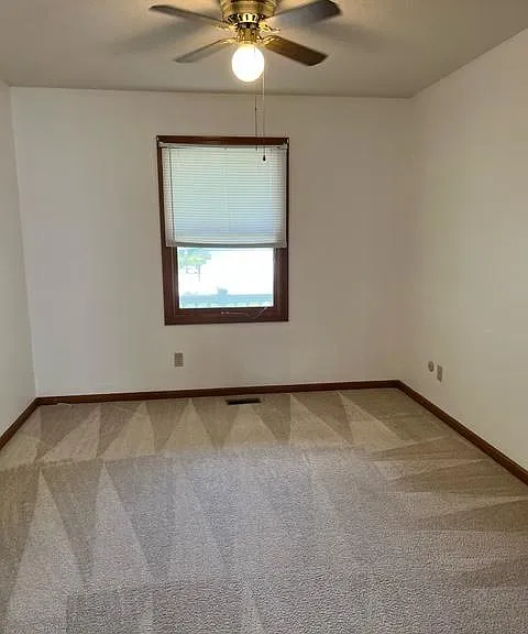1100 Dani Ln — Photo 8