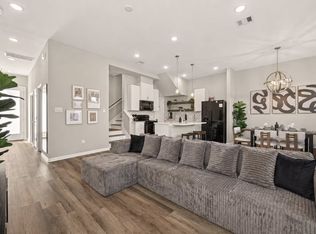 9902 Clark Canyon Ln, Houston, TX 77076