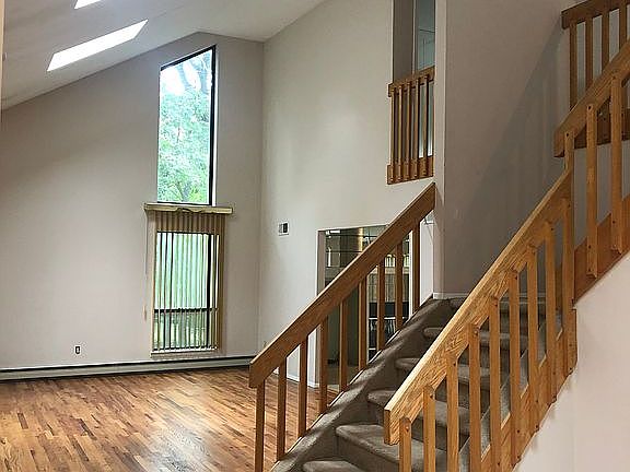 3rd image of 26 Bauer Ave