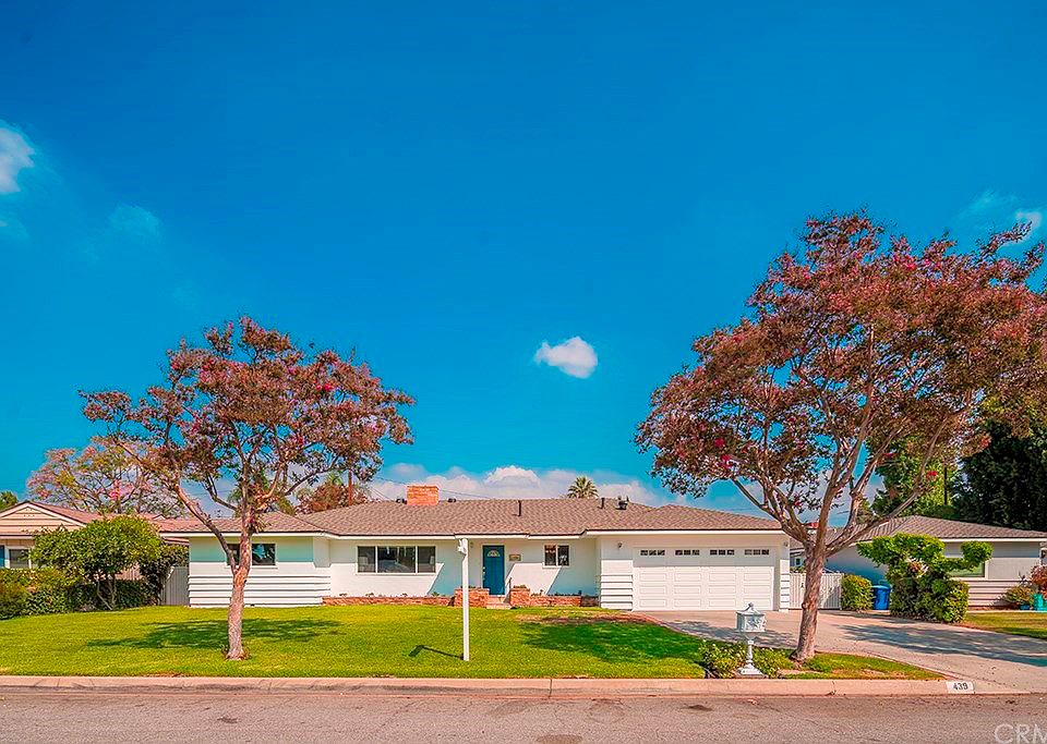 1st image of 439 Rosemarie Dr