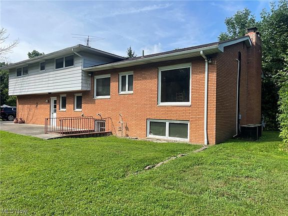5th image of 12451 Valley View Dr