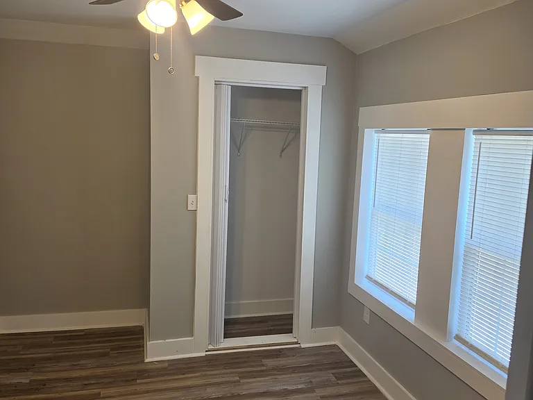 1409 Hyatt Ave #B — Photo 6
