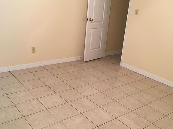 4th image of 147 McKay Dr