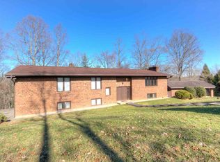 104 Quarterhorse Dr, Scott Depot, WV 25560