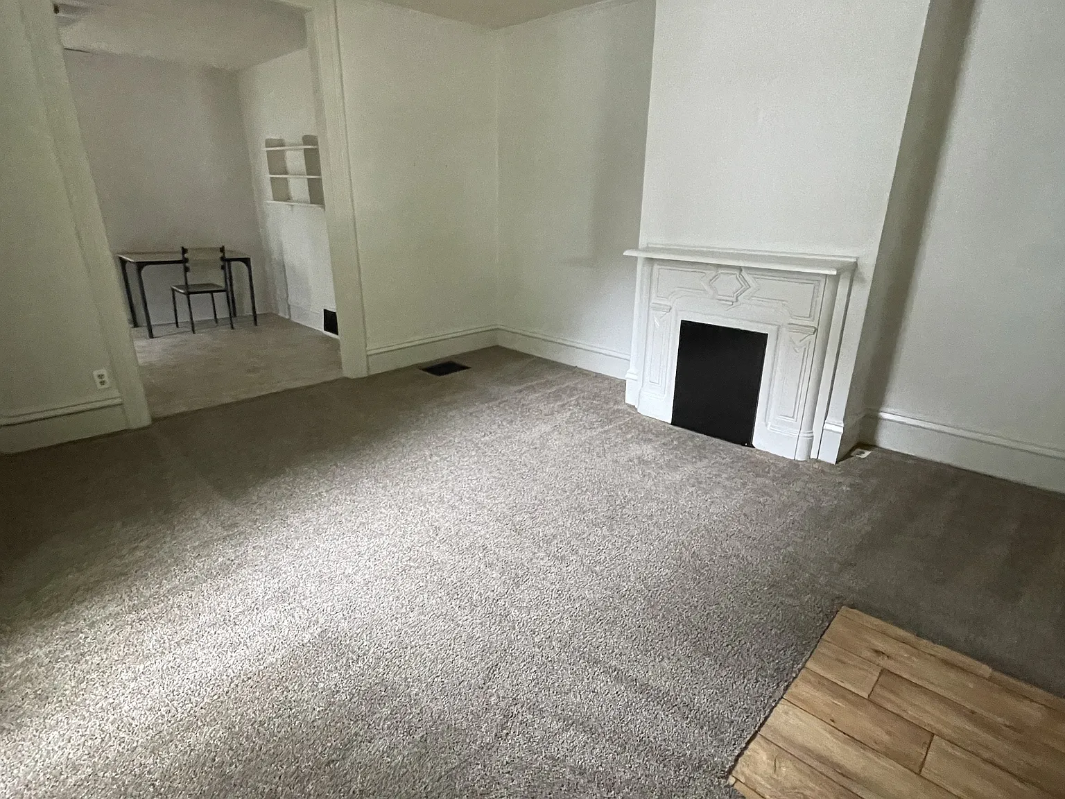 420 / 422 West Lovett Street - 422 — Photo 2