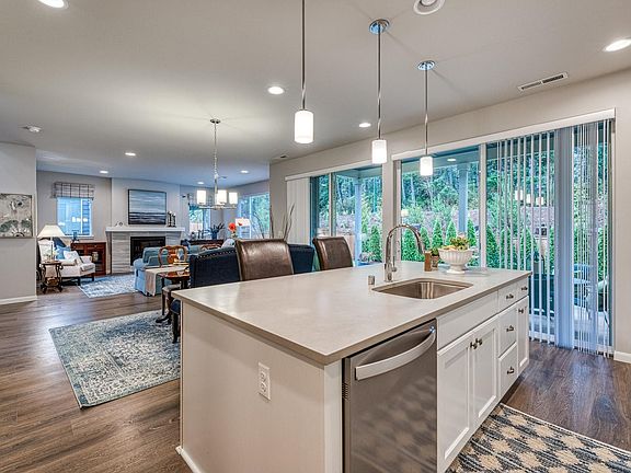 3rd image of 10643 Echo Rock Pl