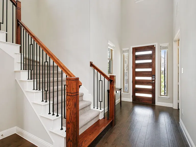 6842 Gavin Dr — Photo 15